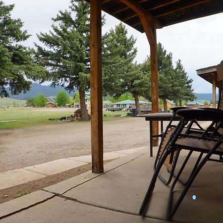 Eagle Nest Fly Shack & Lodge Extérieur photo