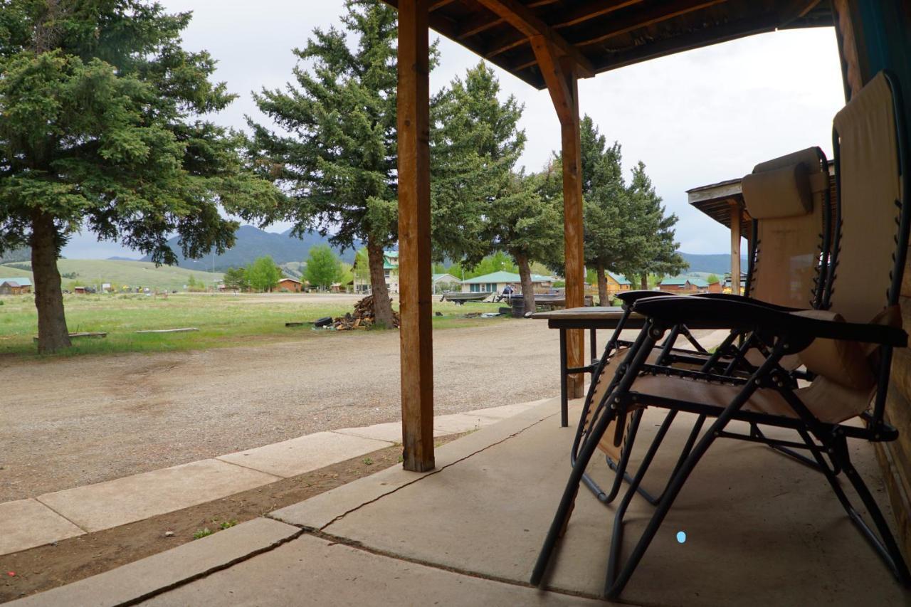 Eagle Nest Fly Shack & Lodge Extérieur photo
